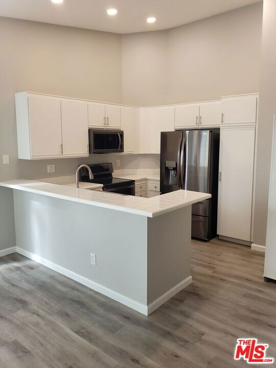 2462 Pleasant Way unit P, Thousand Oaks, CA 91362 - photo 2