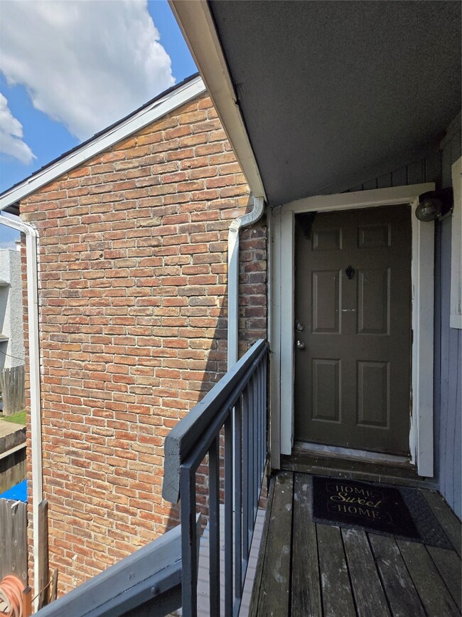 9550 Deering Dr unit 408, Houston, TX 77036 - photo 3