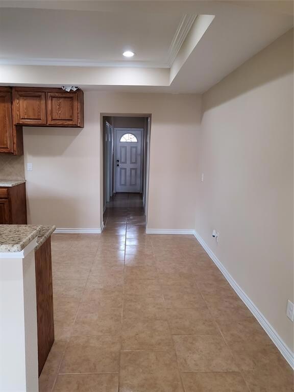 1321 Olive St, Gainesville, TX 76240 - photo 5