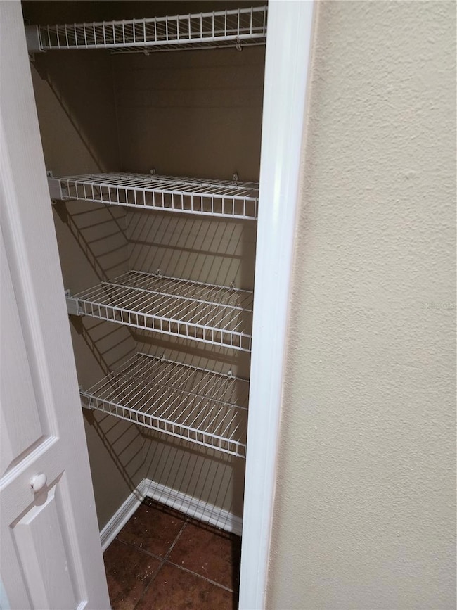 15924 Fishhawk Creek Ln, Lithia, FL 33547 - photo 6