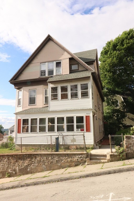 19 Forbes St, Worcester, MA 01605 - photo 2