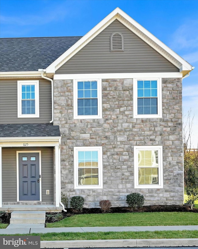 625 Byler Cir, Cornwall Borough, PA 17042 - photo 4