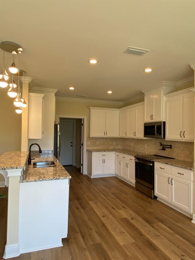 183 Savannah Forest Cir, Crawfordville, FL 32327 - photo 4