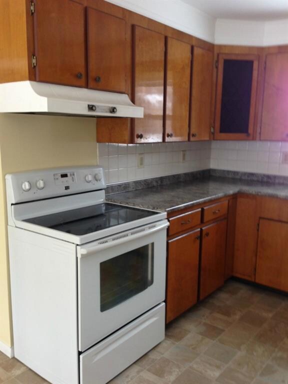 4 Lyman Ave, Saco, ME 04072 - photo 5