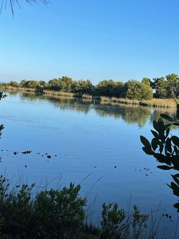 13535 SW Airport Rd SW, Cedar Key, FL 32625 - photo 6