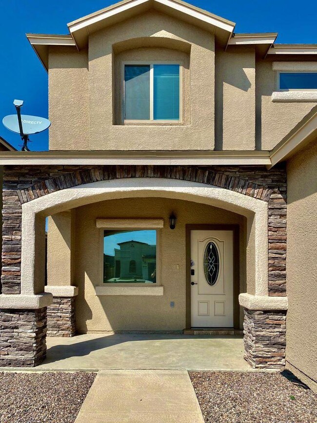 14729 Boer Trail Ave, El Paso, TX 79938 - photo 2