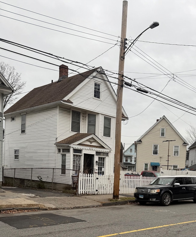 412 Dewey St, Bridgeport, CT 06605 - photo 3
