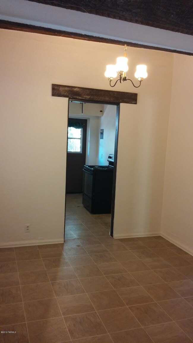 2022 E 2nd St, Tucson, AZ 85719 - photo 2