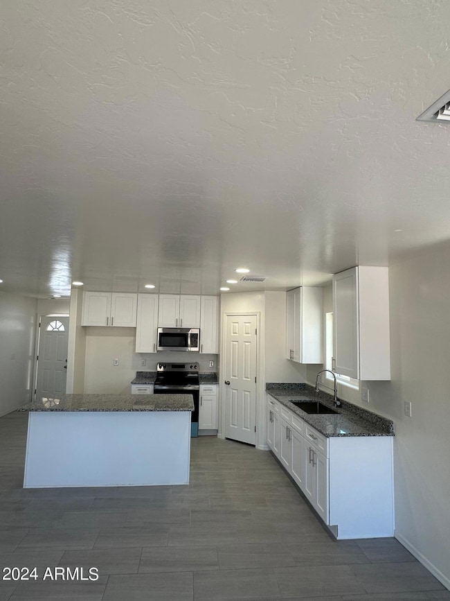 Kitchen 2 Granite