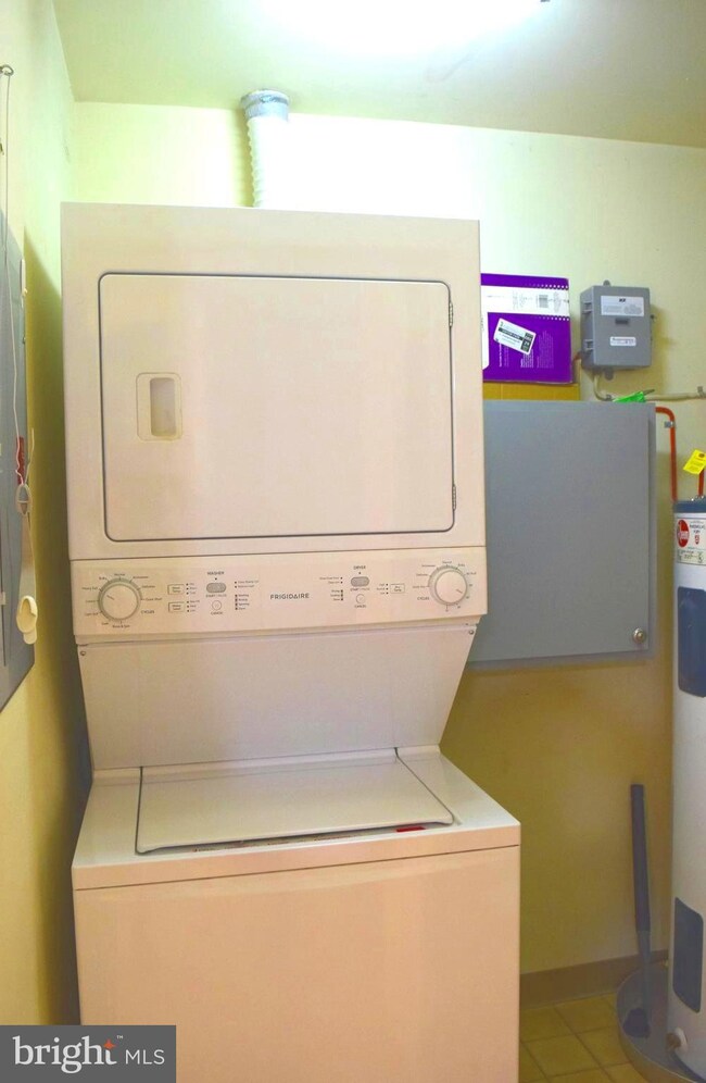 19 Juliet Ln unit 201, Nottingham, MD 21236 - photo 6