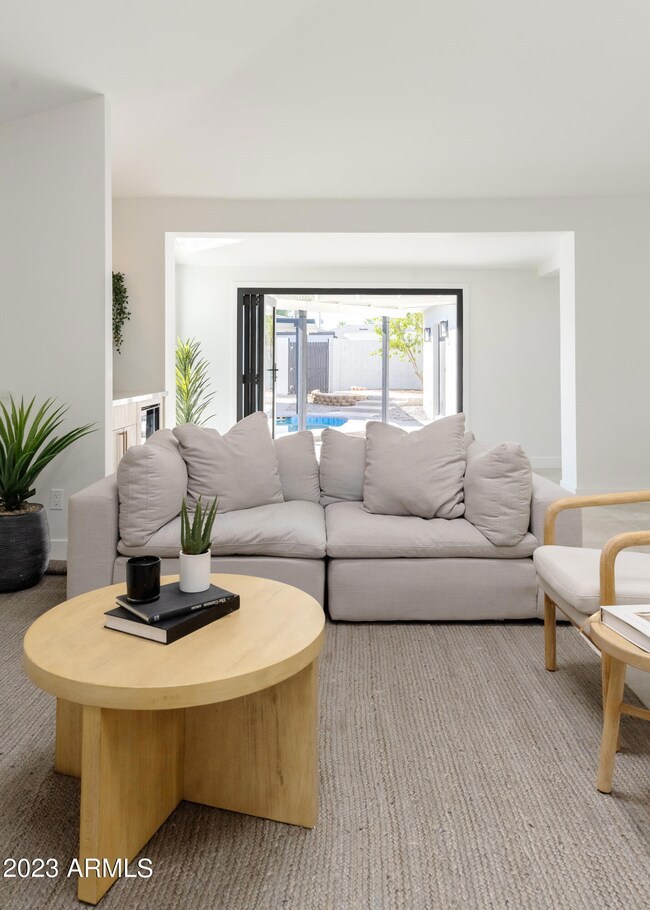 1333 E Palm Ln, Phoenix, AZ 85006 - photo 6