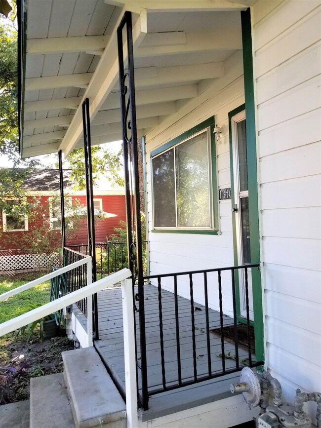 1310 Gale St, Houston, TX 77009 - photo 7
