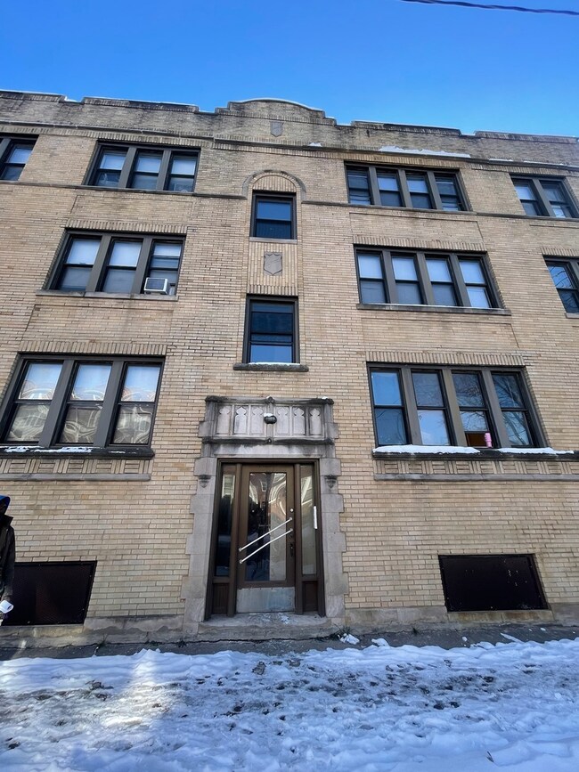 115 E 68th St unit 2A, Chicago, IL 60637 - photo 3