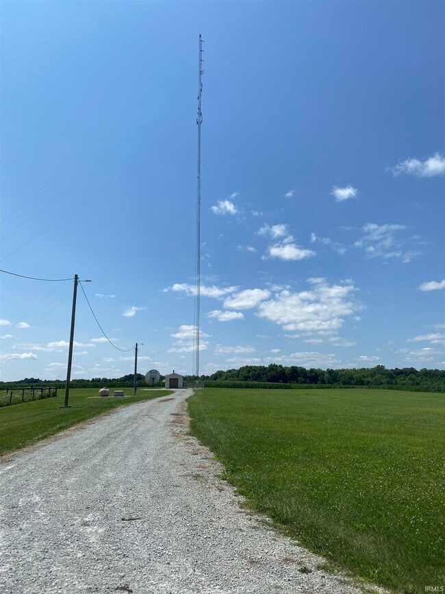 9255 S 600 E, Claypool, IN 46510 - photo 2