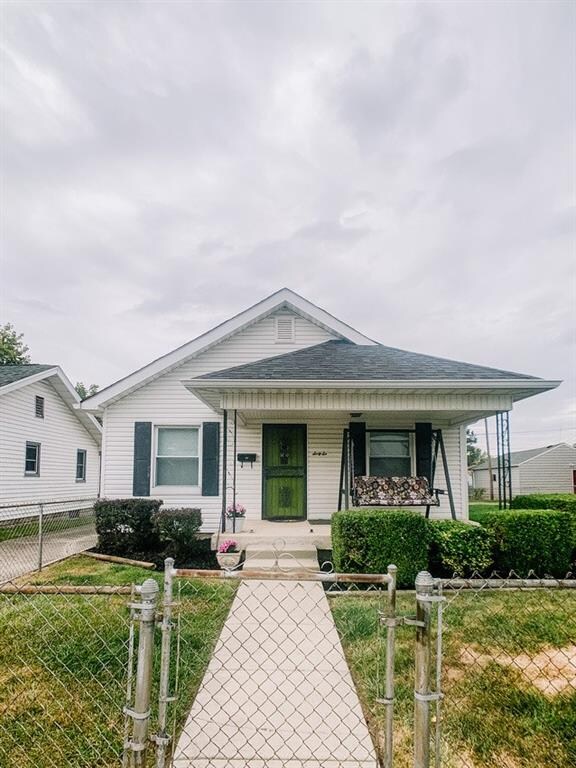 66 N 3rd Ave, Beech Grove, IN 46107 - photo 3