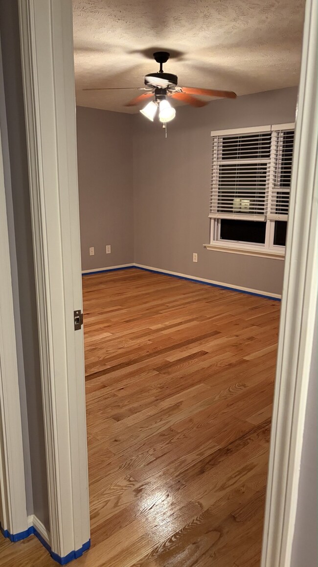 330 Sarna Dr, La Vergne, TN 37086 - photo 2