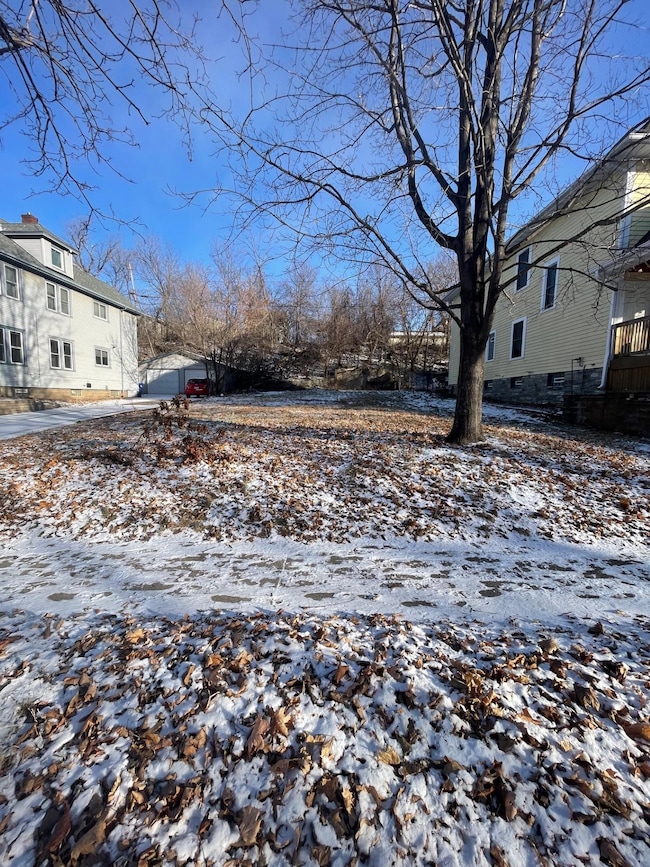 858 Burr St N, Saint Paul, MN 55130 - photo 2