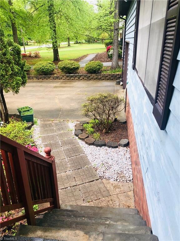 404 Belmont Dr, Archdale, NC 27263 - photo 3