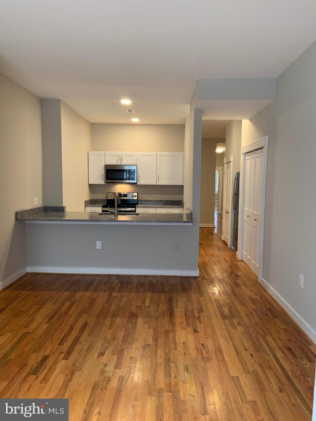 1113 N Calvert St unit B, Baltimore, MD 21202 - photo 6