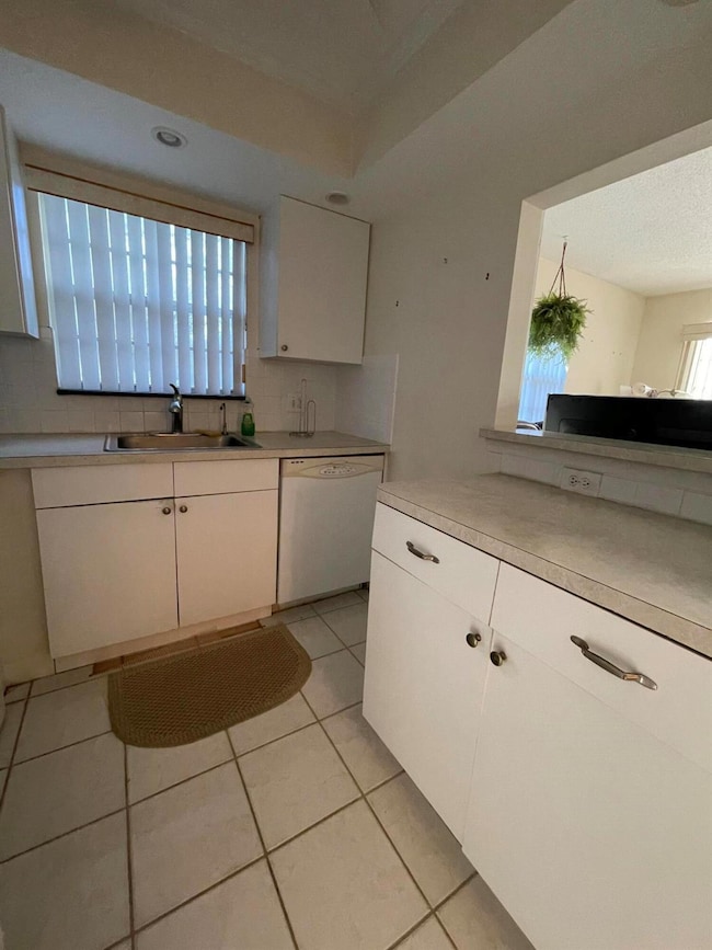 4001 Durham A, Deerfield Beach, FL 33442 - photo 7