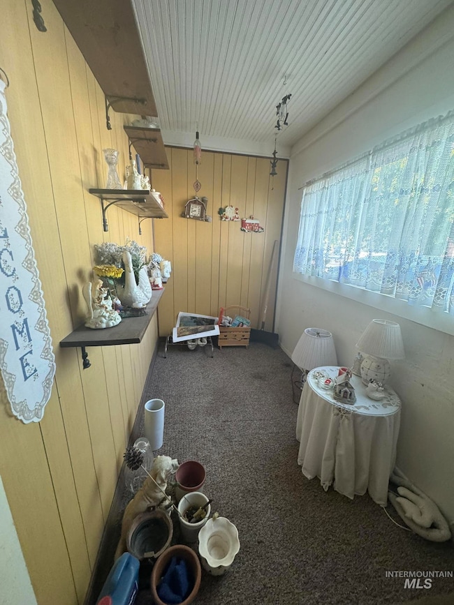 518 Montana St, Gooding, ID 83330 - photo 7