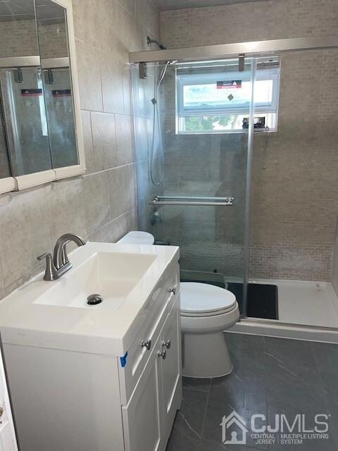 727 Hommann Ave, Perth Amboy, NJ 08861 - photo 4