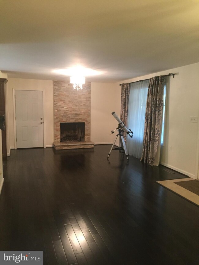 849 Chestnut Tree Dr, Annapolis, MD 21409 - photo 4