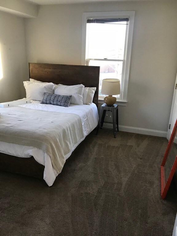 15 1/2 Russell St unit 3, Charlestown, MA 02129 - photo 2