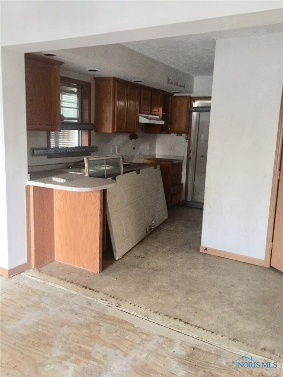 1257 Woodland Ave, Toledo, OH 43607 - photo 5