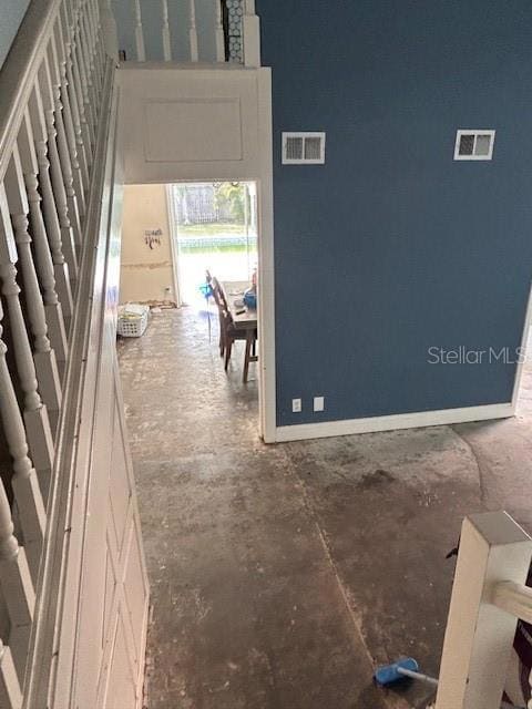 2823 Wycombe Way, Palm Harbor, FL 34685 - photo 2