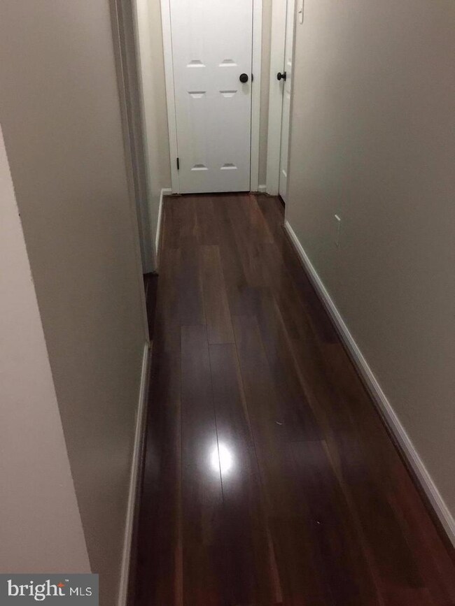 10823 Topbranch Ln, Columbia, MD 21044 - photo 7