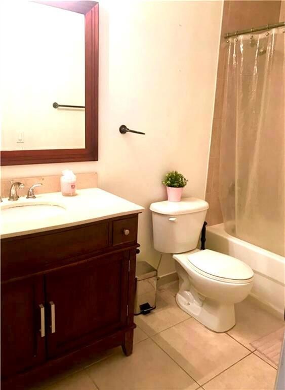 7432 NW 107th Ct, Doral, FL 33178 - photo 5