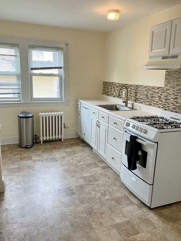 175 Putnam St unit 2L, Quincy, MA 02169 - photo 2