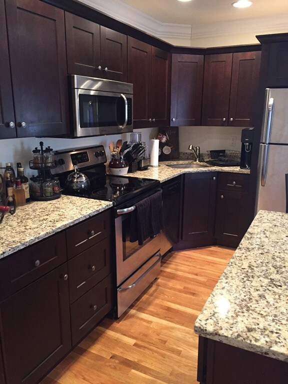 11 Salem St unit E, Woburn, MA 01801 - photo 4