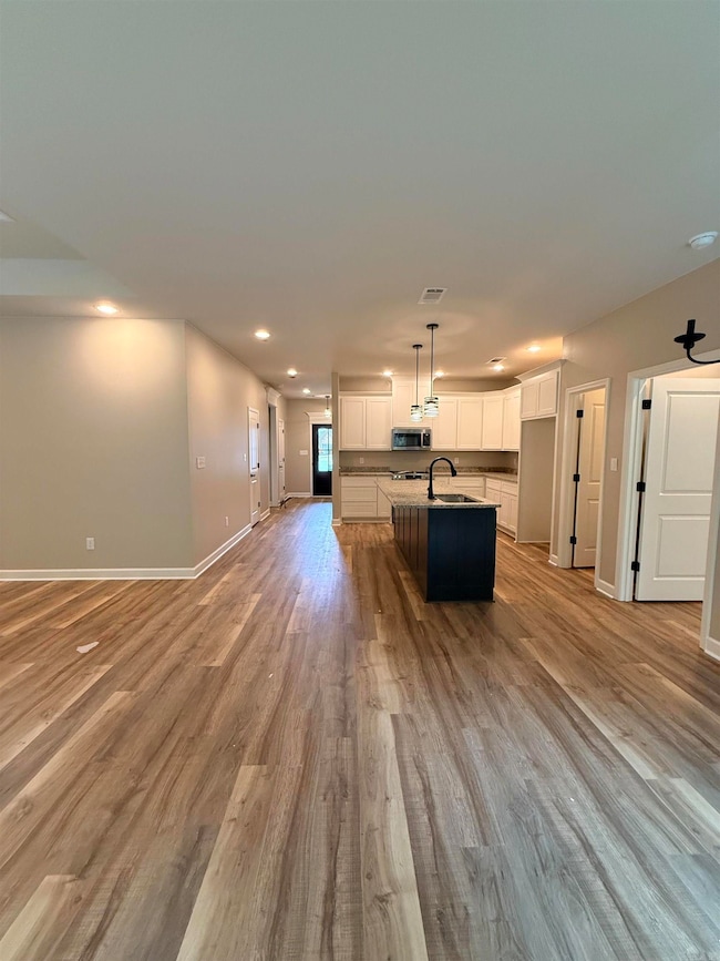 370 Meadow Creek Dr, Benton, AR 72015 - photo 3