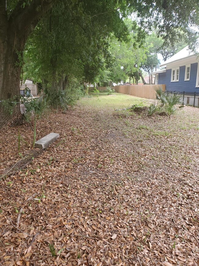 0 E 9th St. 36 x 203 feet