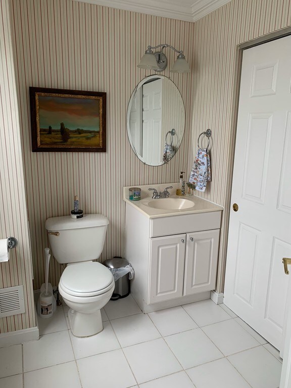 413 E 8th St unit 2, Boston, MA 02127 - photo 5