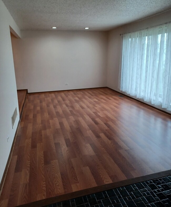 4960 187th St, Country Club Hills, IL 60478 - photo 6