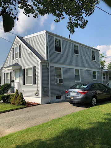 166 Crescent Ave, Cranston, RI 02910 - photo 2