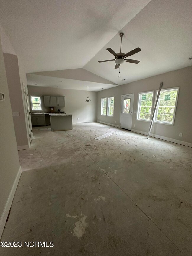 Living/Kitchen