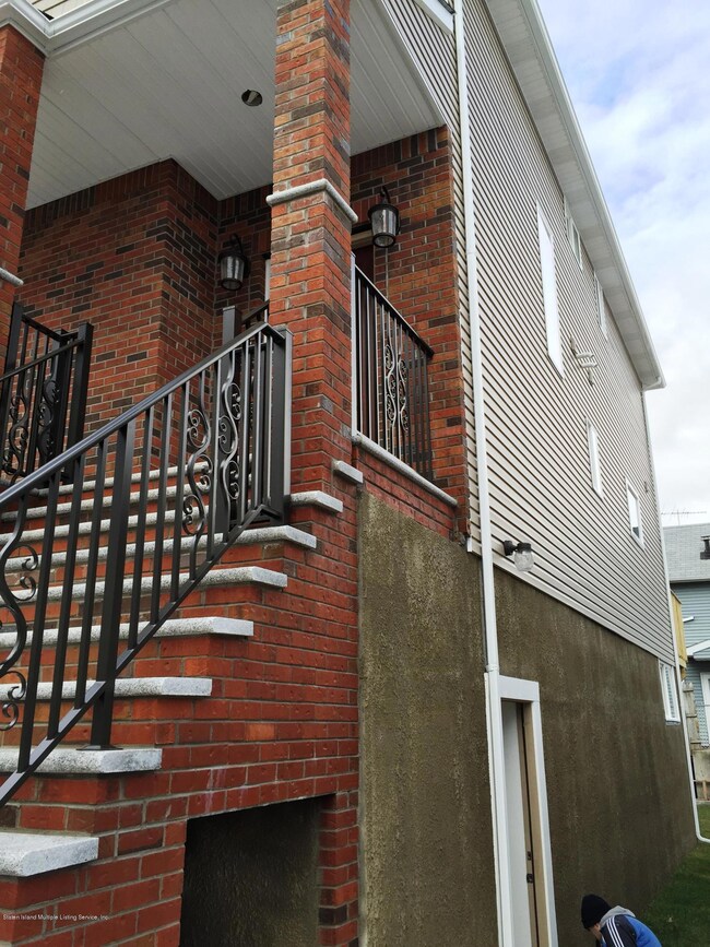 397 Patterson Ave, Staten Island, NY 10305 - photo 7