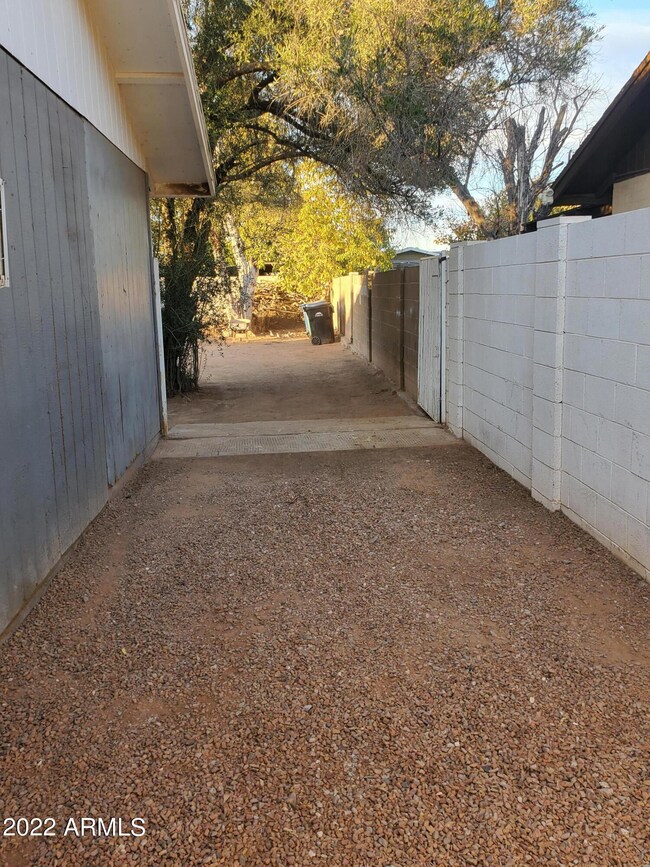 522 E 11th Ave, Mesa, AZ 85204 - photo 7