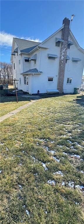 29 E Main St, Pen Argyl, PA 18072 - photo 2