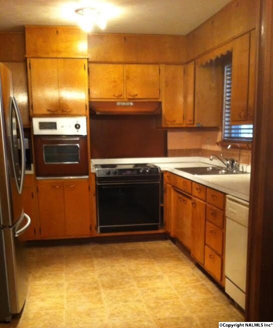 3804 Sparkman Dr NW, Huntsville, AL 35810 - photo 2