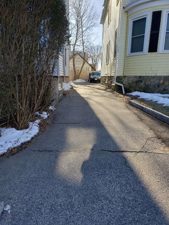 67 Parker St unit 1, Watertown, MA 02472 - photo 2