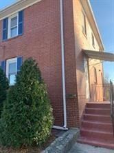 86 Hamilton Ave unit 2nd floor, Barrington, RI 02806 - photo 2