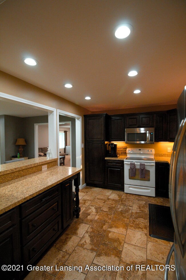 Kitchen View Island Area