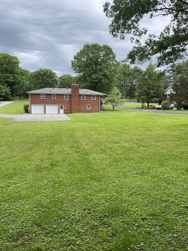 201 Bobby Dr, Franklin, TN 37069 - photo 4