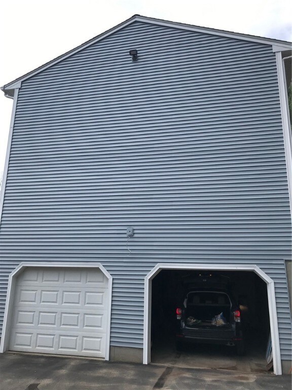 261 Old Oxford Rd, North Smithfield, RI 02896 - photo 4