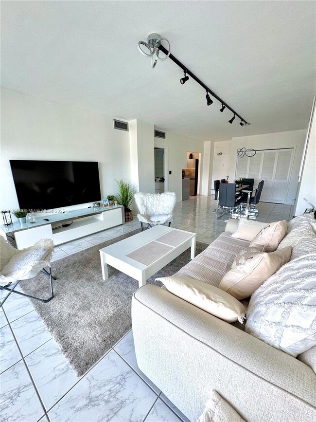 Arlen House unit 1603, Sunny Isles Beach, FL 33160 - photo 7